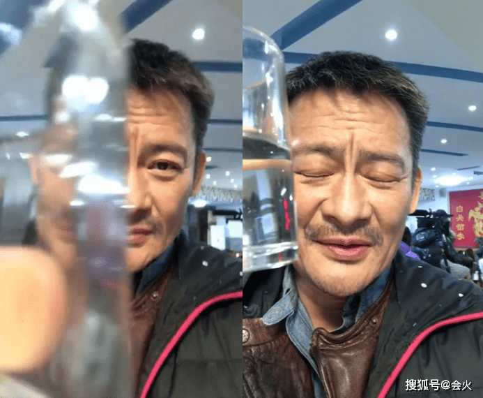 54岁景岗山一口闷白酒！头发泛白胡子拉碴，状态憔悴惹人忧