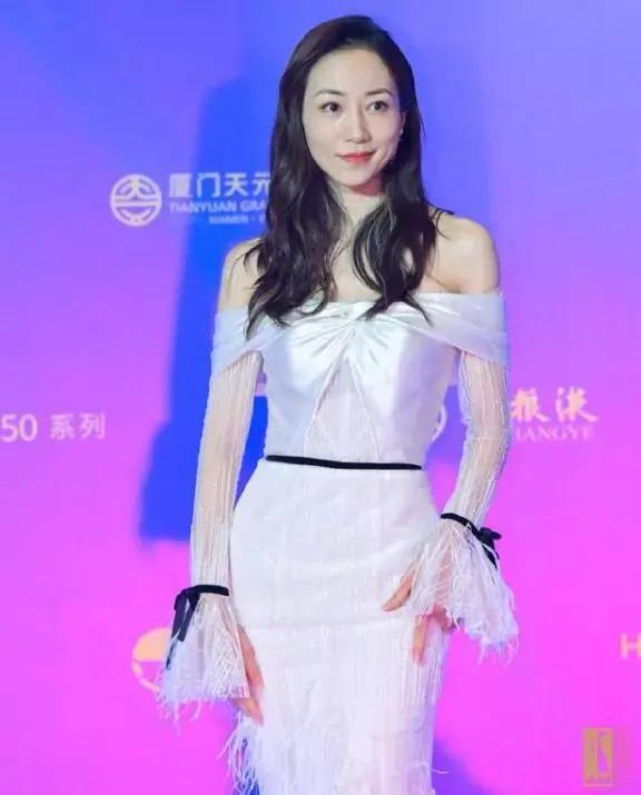 张小斐 2021年女星红毯：有人又撩又欲，有人御姐范，有人因此上了热搜