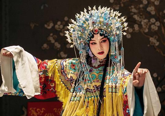 新作|于正终于“翻身”了，新作尹正穿女装网友惊艳，光看剧照就很好看