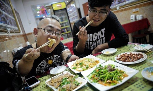 人体|控制好“2食”,坚持运动,身材好,身体更健康