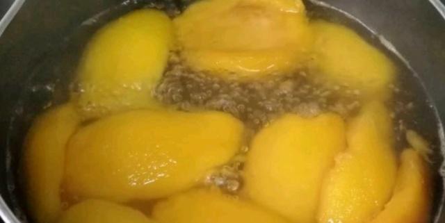 枇杷果怎么吃治咳嗽效果最好 83d872ede3fe48fea2fd56547569d631.jpeg