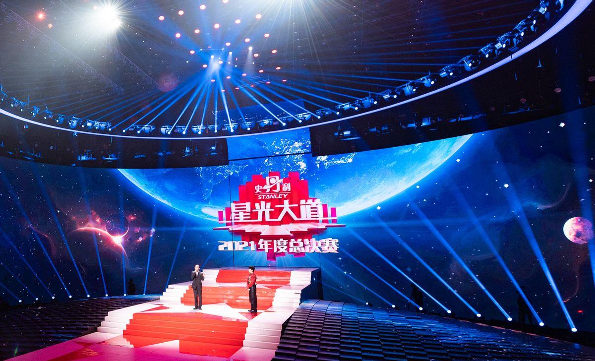 总决赛|《星光大道》为百姓“装台”百姓就把他装在心里