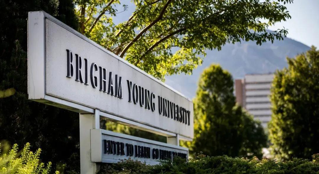 杨百翰大学(brigham young university)是一所著名的美国一级(top