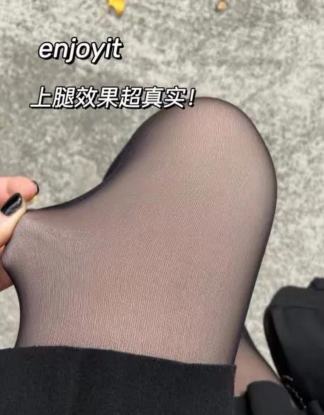 cr@杨超越这两年美出圈了！但我看到了她们的小心机