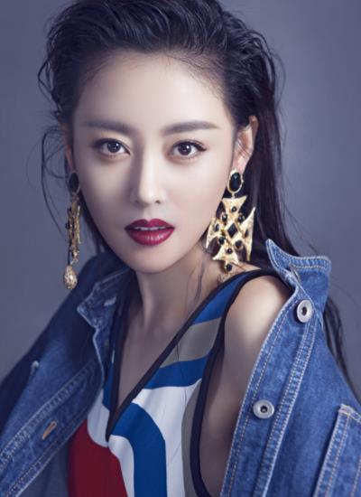 原创张天爱近照曝光看到这样的美貌赶紧出道吧