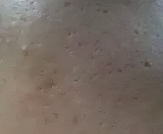 人群嘉玲护肤老师：毛孔粗大怎么破