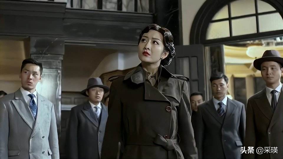 怎么当职业女强人 72cea88af5c749f2baac3b43f1d9e74b.jpeg