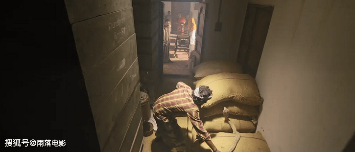 因为|印度这部神片，一锤砸烂一大片