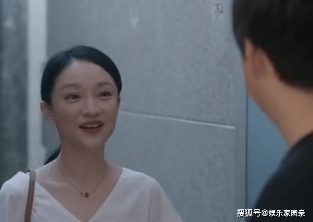 佳佳一家人是谁 be0ff7d0a191424f839c1b3e00586fff.png