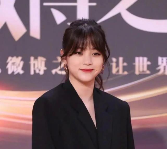 好哥哥一箩筐 翻车一次比一次迷 娱乐圈的尴尬存在欧阳娜娜 网友 演技 陈伟霆