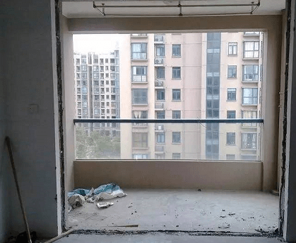 装修时阳台推拉门到底拆不拆,看了图就有答案了,原来是这样啊_客厅