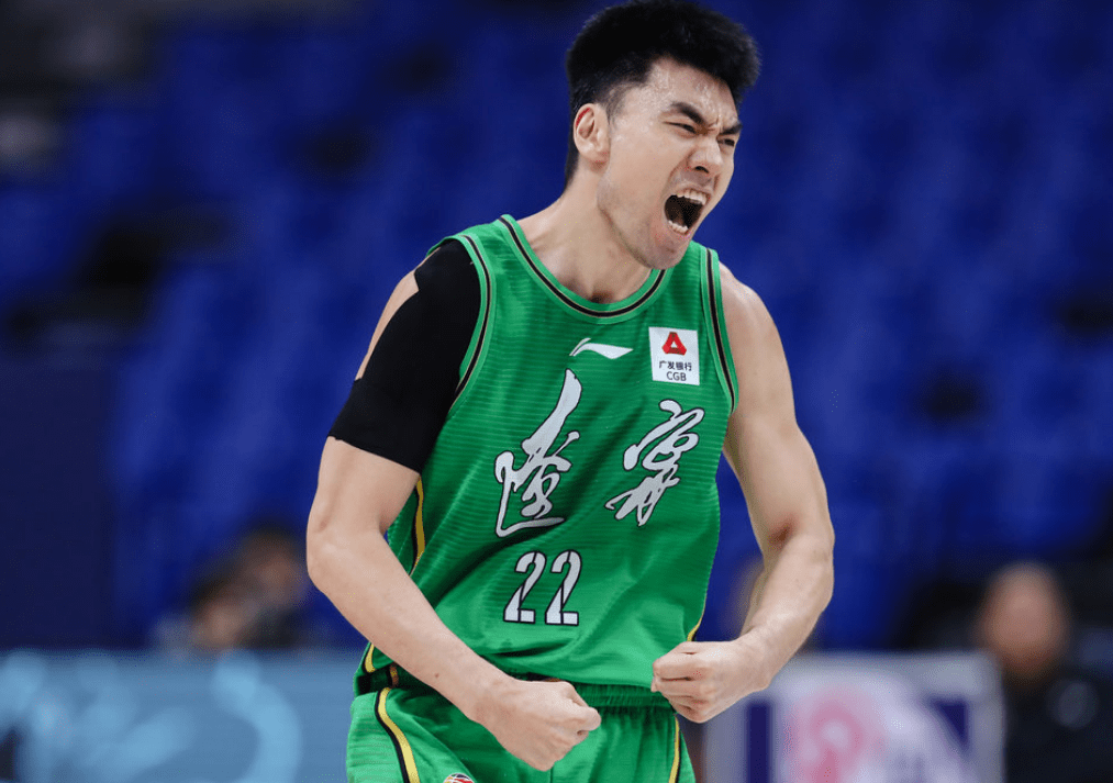 原创三旬老汉教首钢双塔做人辽宁胜首钢最大的功臣应该是李晓旭