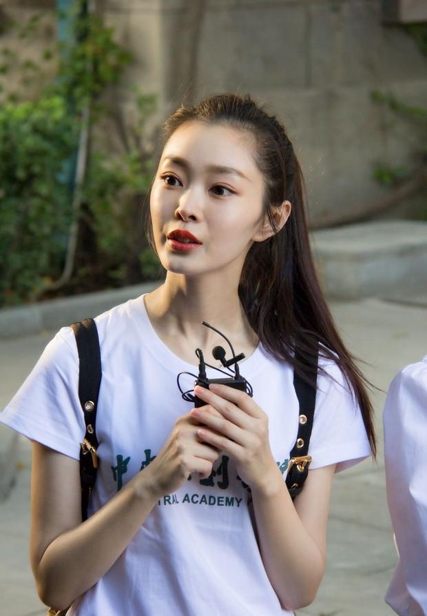 宋轶这3位女明星，应该是很用力在变美吧