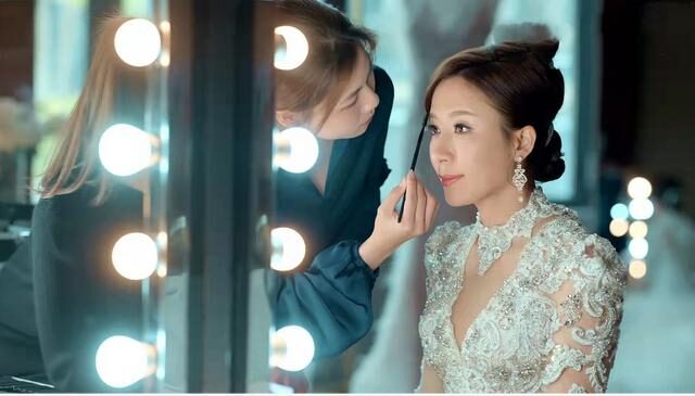 大嫂|《家族荣耀》：多少年没看豪门争家产港剧？张智霖这次演坏人？