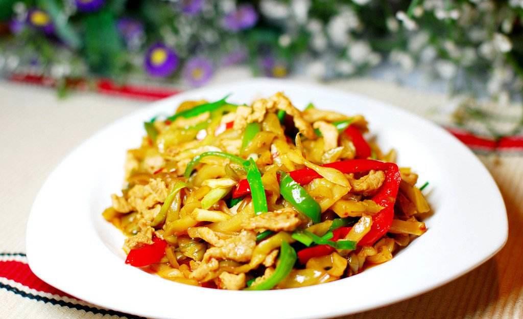 做法|自从学了榨菜此做法，简单快捷，营养又美味，以后做饭不用愁了