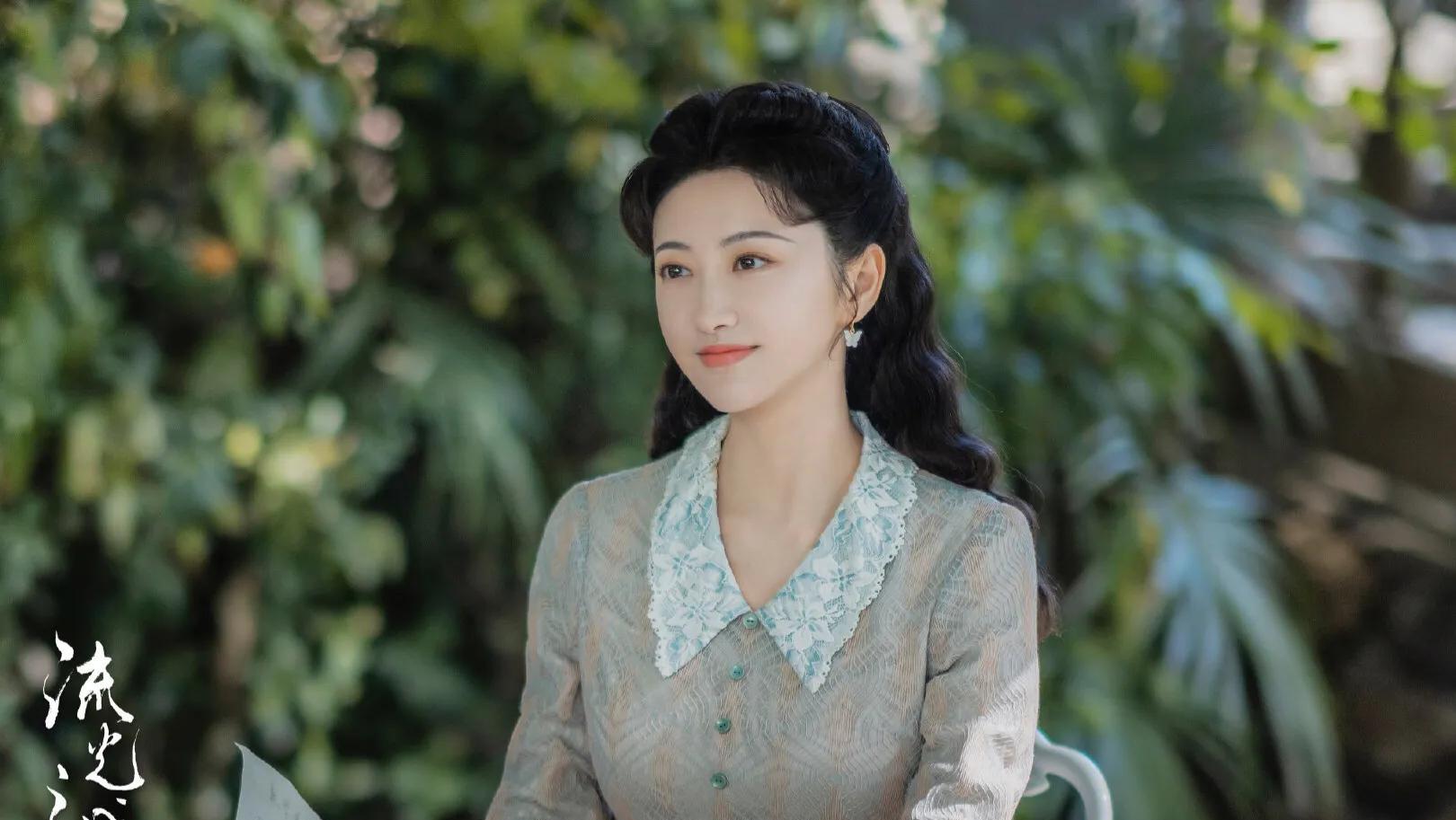 景甜|景甜《流光之城》定档：剧情尺度大够吸睛，景甜“司藤”造型再现