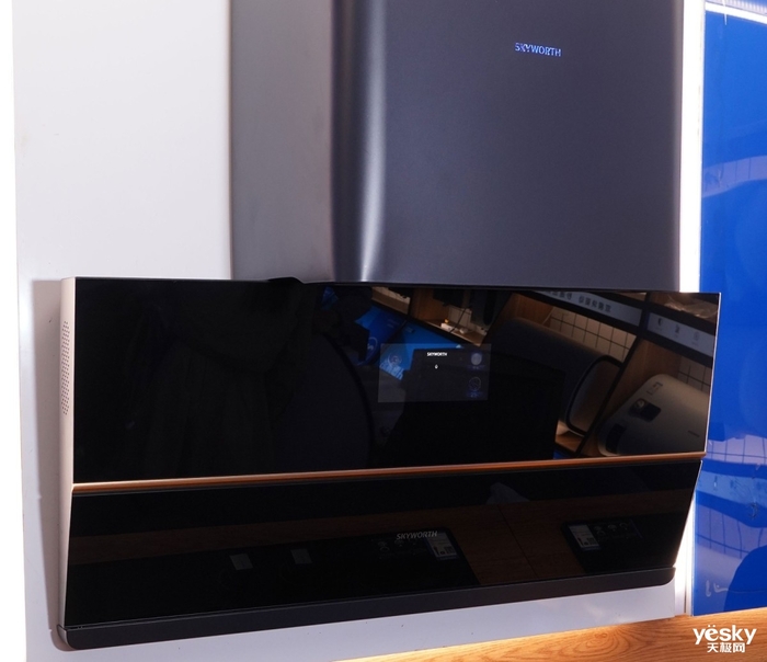 设计|刀锋造型、超大吸力 创维薄镜6 Pro抽油烟机评测
