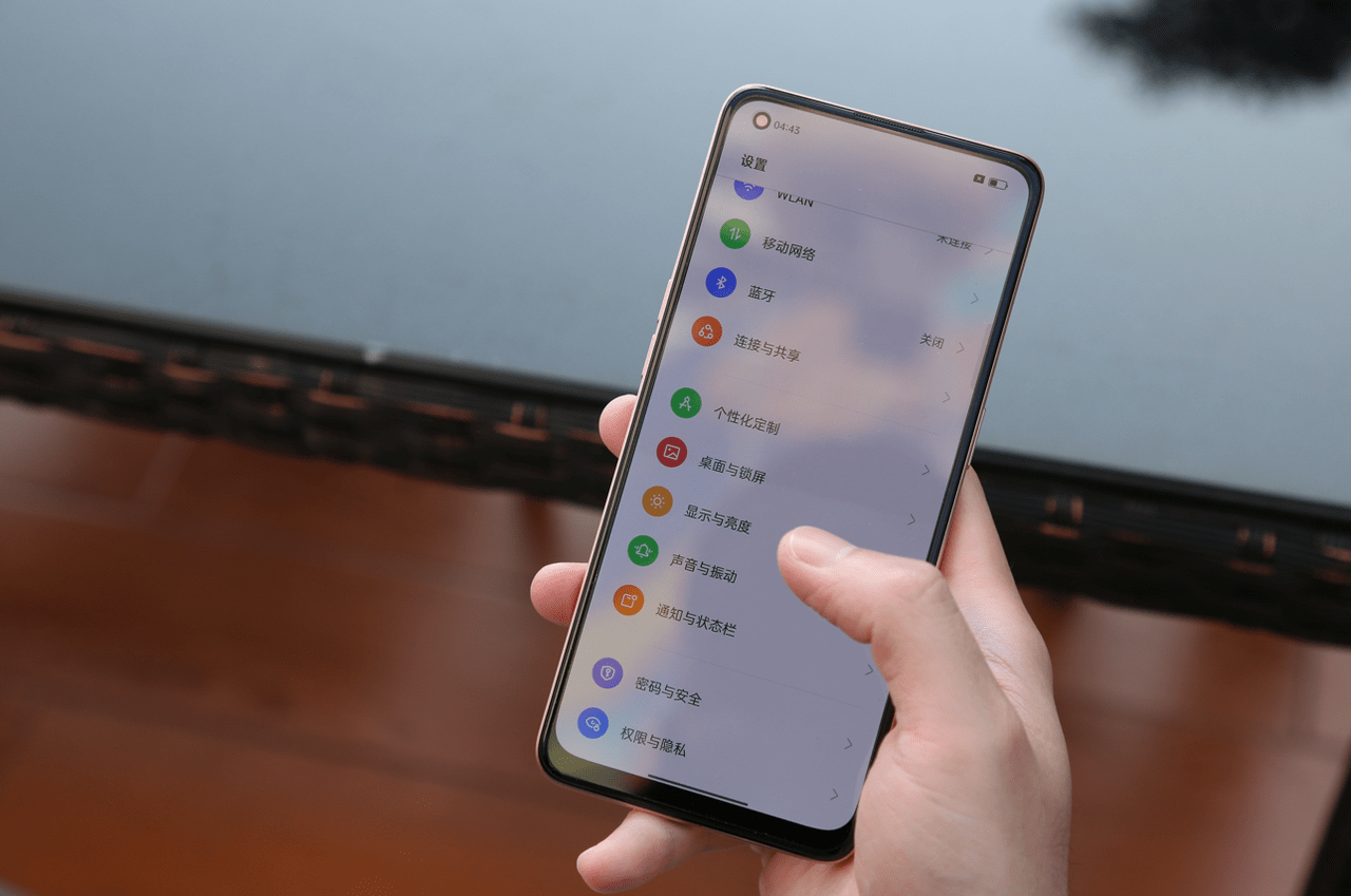 设计|OPPO A96如何避开设计缺陷？5G新机实测中，体验揭露了这些真相