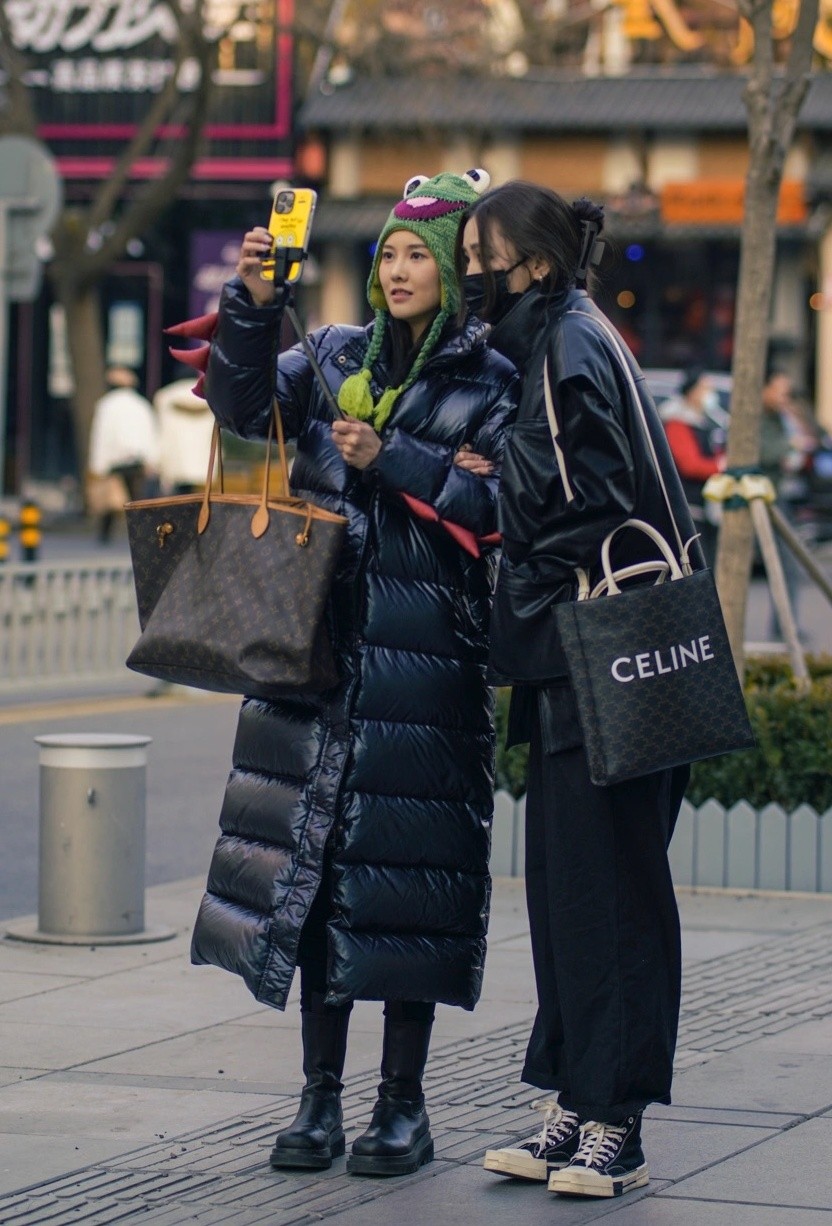 区别3,南方女生温柔婉约,北方女生则更洒脱率性杭州的女人不仅气质上
