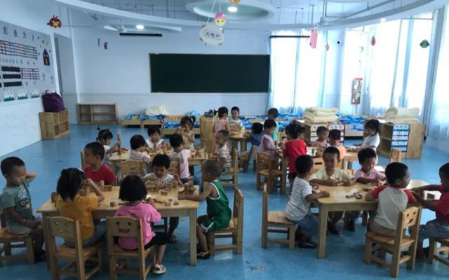 福州|福州幼儿园老师晒学生伙食，学费8000，天天萝卜豆腐，家长：退钱