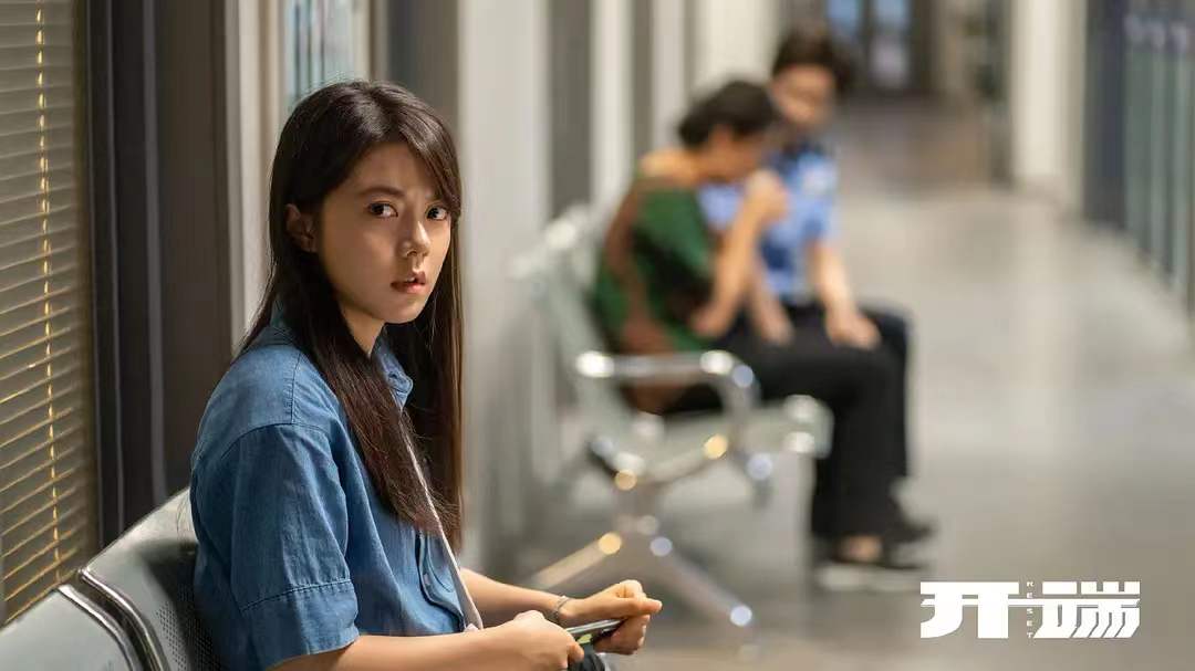 演技|都是00后小花，李庚希和赵今麦演出开年大戏，后者表现更出彩