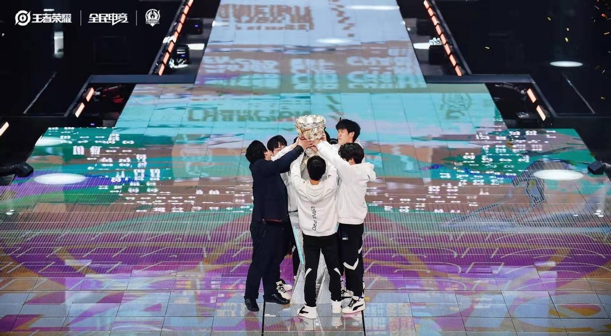 挑战者杯有fmvp给了谁 313ba132f65643ca9f3501f11ae748b5.jpeg