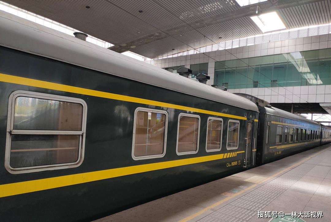 怎么样才能当上高铁司机 f053ca9a28cb447c9c1b2a536d93e52d.jpeg