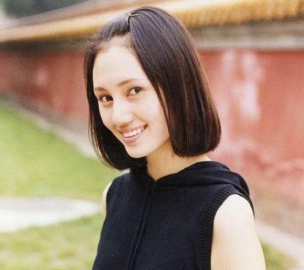 青春女星少女时期惊艳照：陈德容15岁张柏芝16岁徐若瑄18岁惊为天人