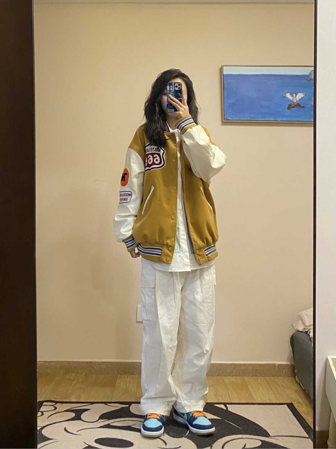 大衣 冬天不要总穿黑裤子了，这些白色长裤清爽减龄又百搭，谁穿谁美