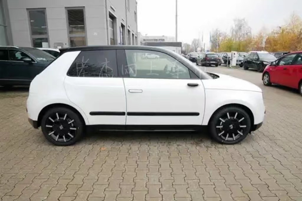 本田版mini实车曝光呆萌造型不逊宏光mini售5万纯电更帅气