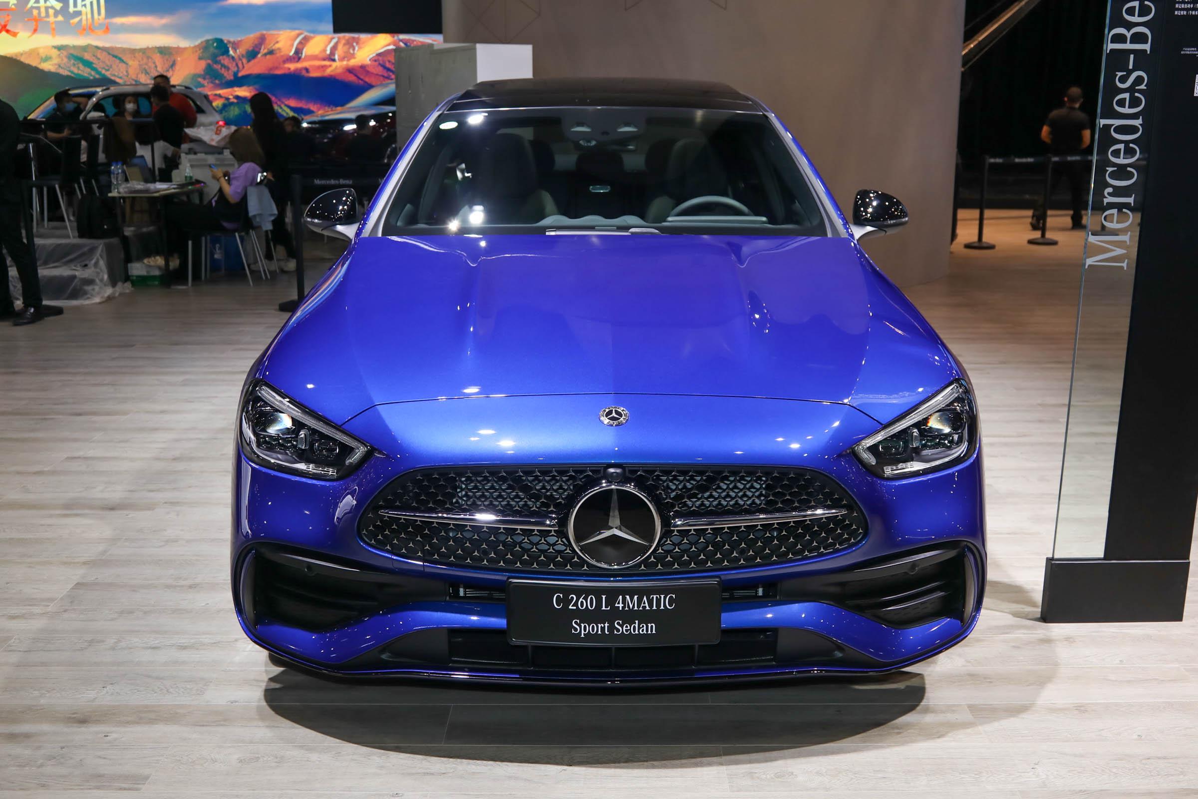 奔驰c级vs奥迪a4l30万预算提哪台车