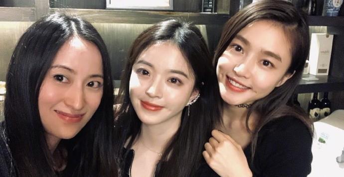 家长王中磊女儿晒自拍，撞脸王祖贤超惊艳！网友：整容了？变化太大了