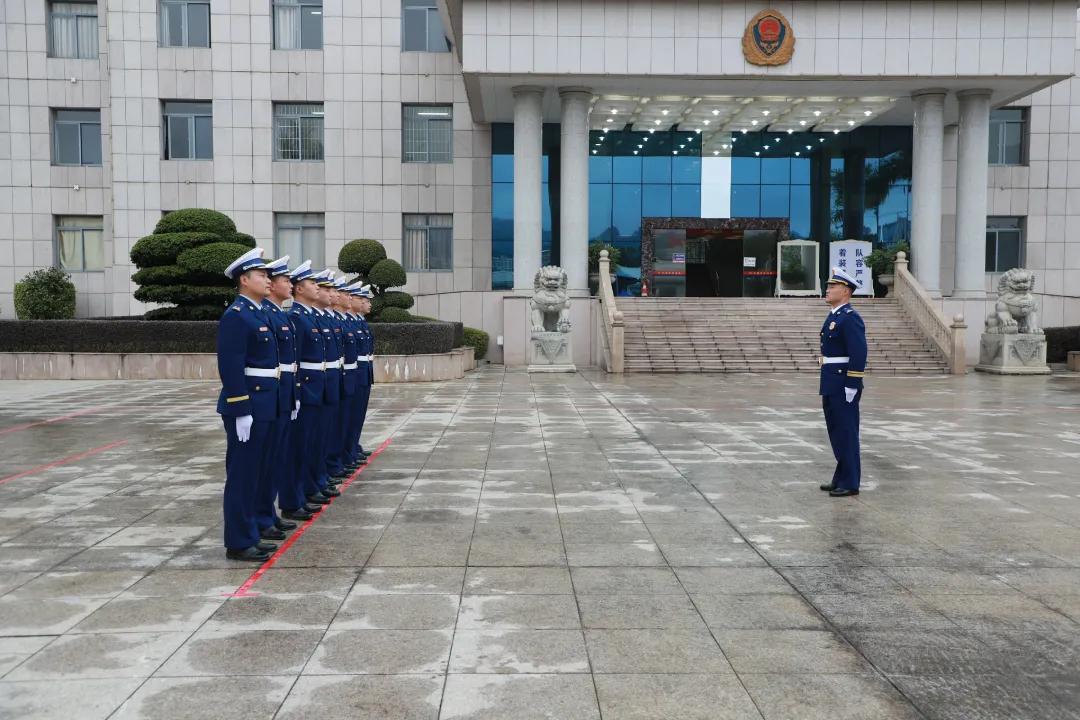 强本领严作风促养成福建省森林消防总队严密组织2022年网上队列会操