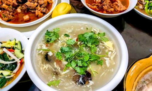 现煮现捞素菜汤 16061f2bb09d43799404708e2382515e.jpeg