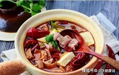 炖豆腐白菜金针菇 291af4320f024a919fb1a17444876426.jpeg