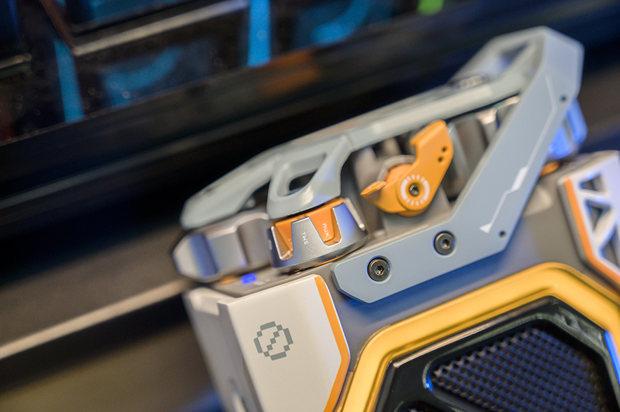 魅族白金独角兽赛博音箱评测：颜值出众 音质优秀