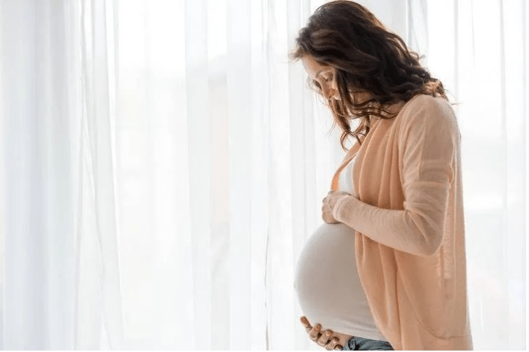 过程|怀孕后期多散步，分娩过程真的比较快吗？