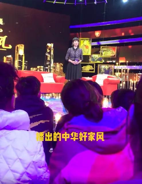 点金胜手禁播甚至私下的活动也表明两人之间其实也是有好