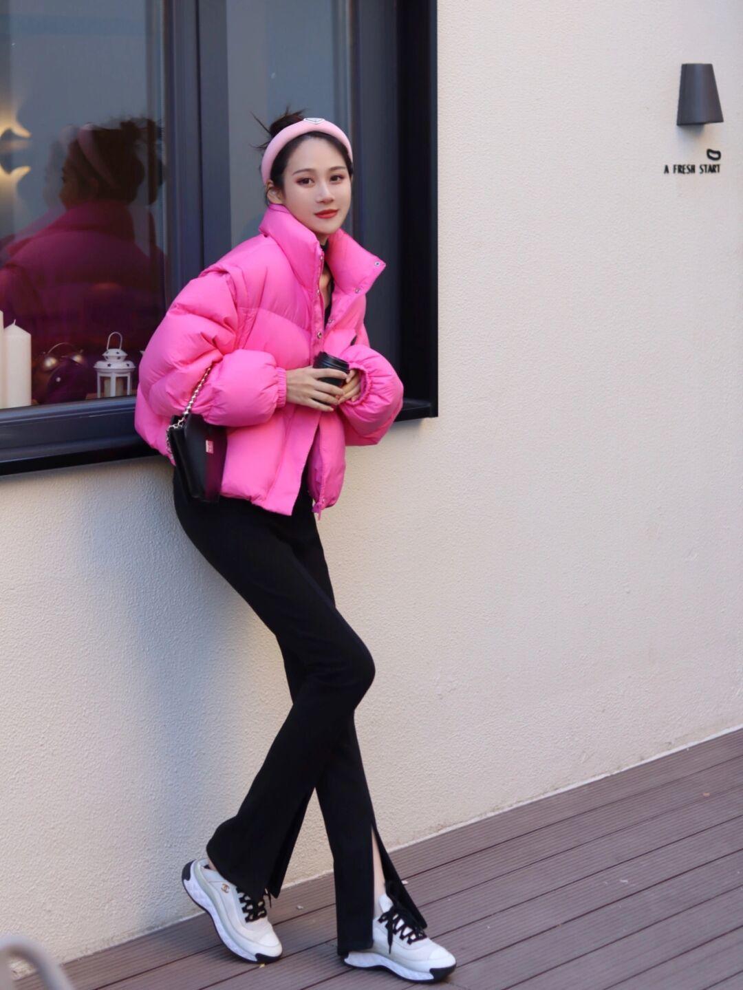 黑色 冬季穿搭保暖很重要,今年试试这些短款羽绒服,显高显瘦还时髦