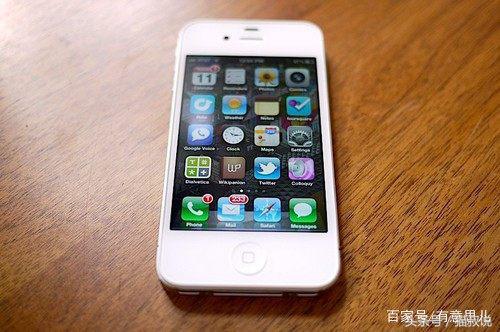 而iphone4s在外觀設計上更是延續了喬布斯對極致精神的追求,金屬邊款