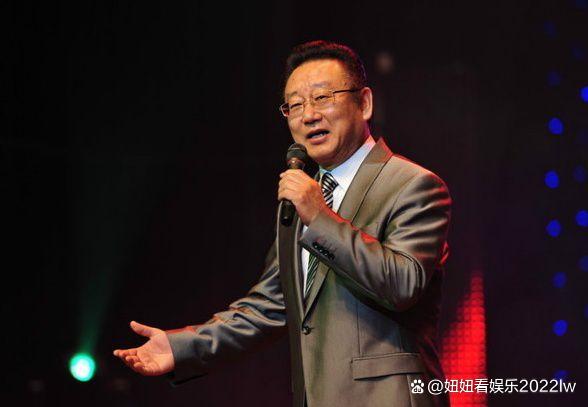 出于无奈,张佩君果断地选择去幕后工作,避免那些不当的言论.