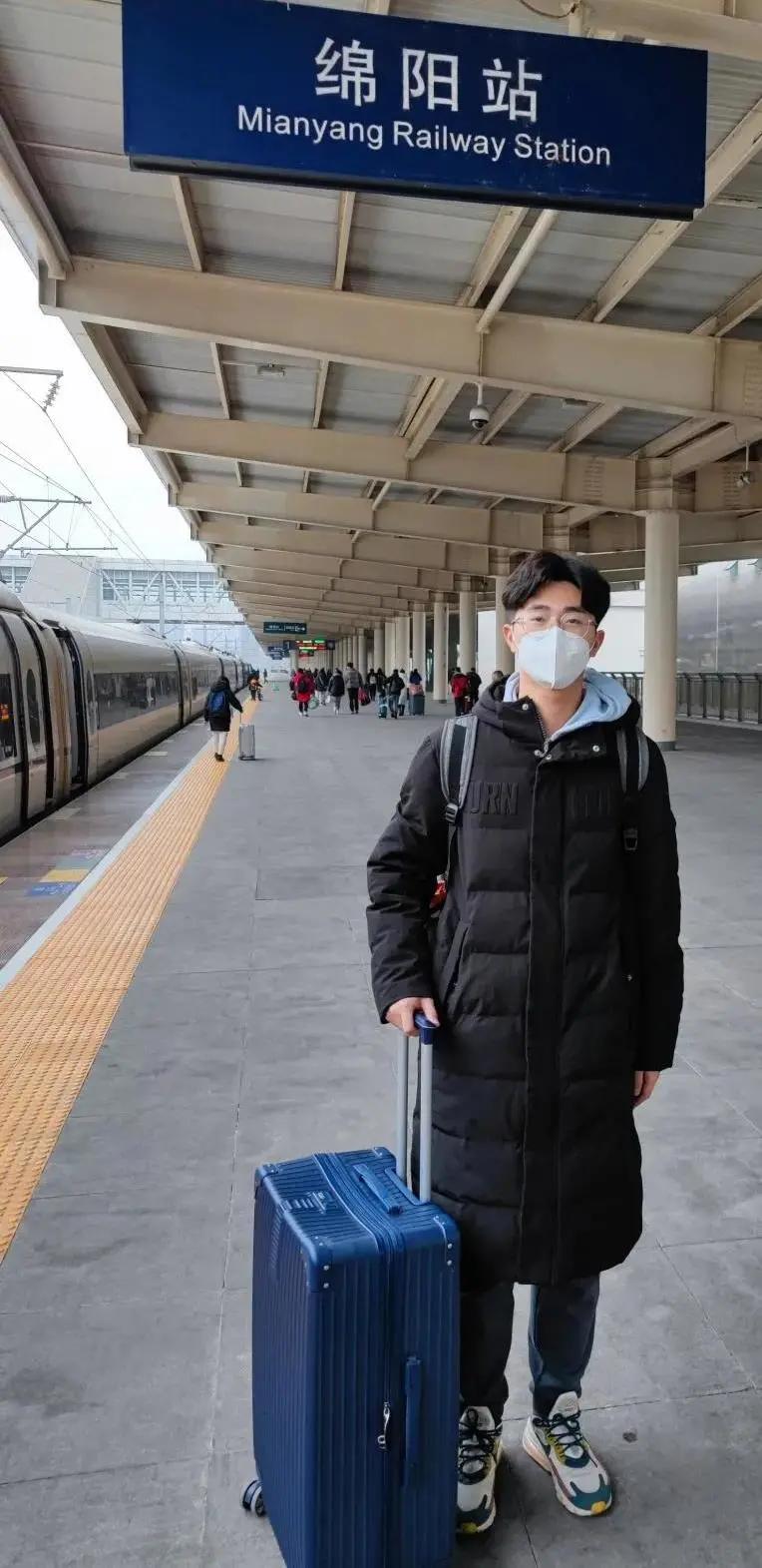 卢建军|“报平安！我们到家了！”——西安交通大学学子平安返家