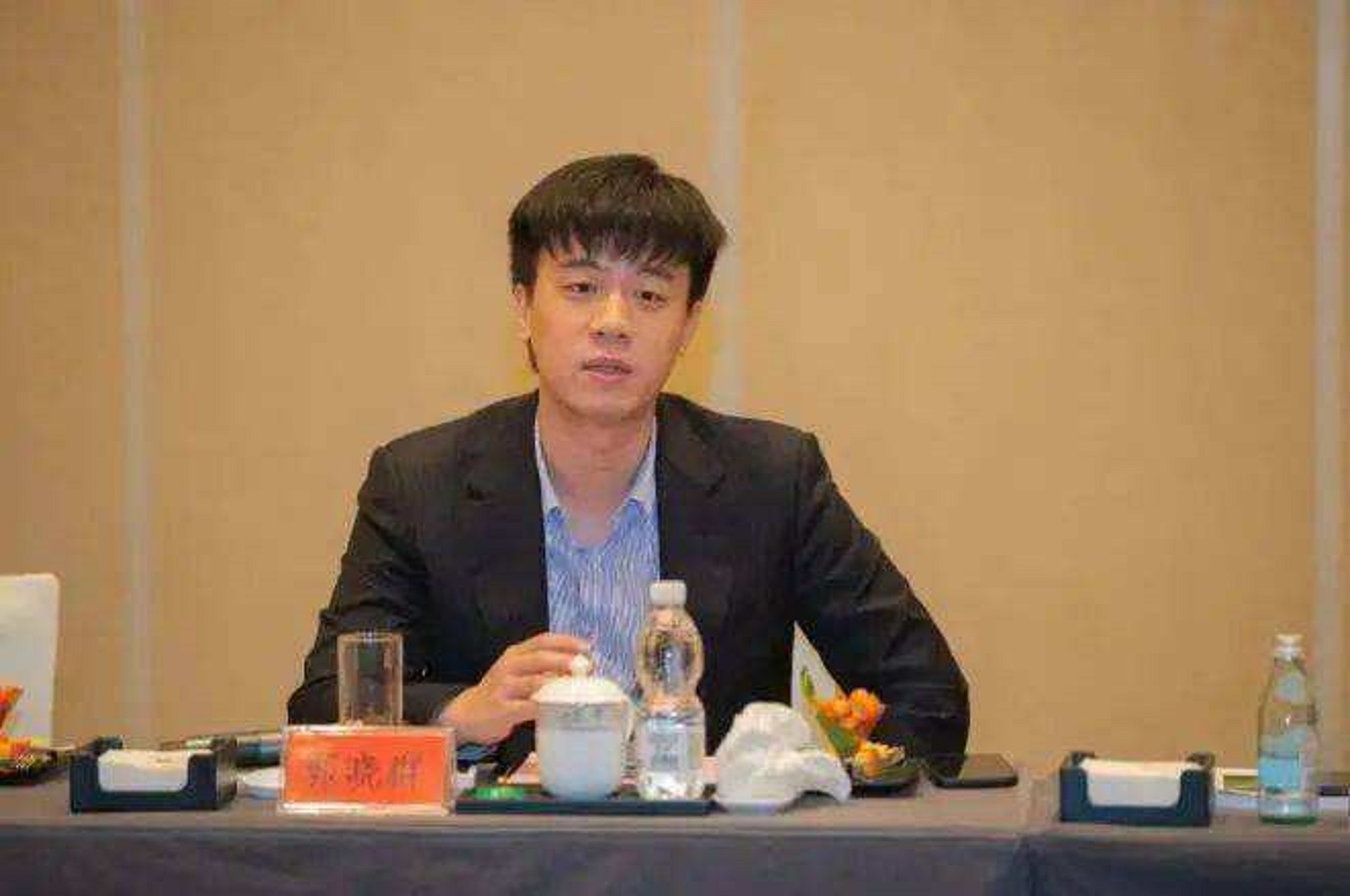 广东90后大黑马28岁当上a股董事长29岁接掌3千亿帝国
