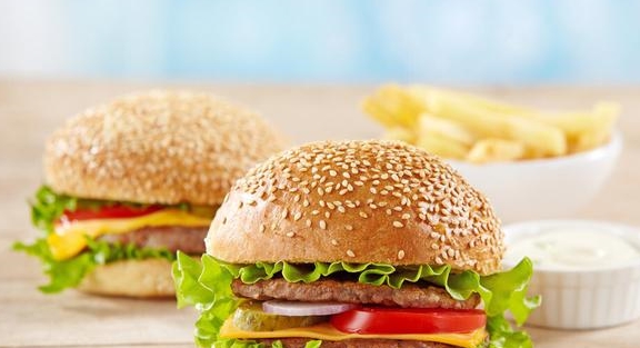 因为|伤胃的早餐已公布，“鸡蛋”也名列其中，医生提议：早点撤下饭桌