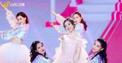 结局|“斗鱼一姐”冯提莫，30岁就这样写好了她的结局