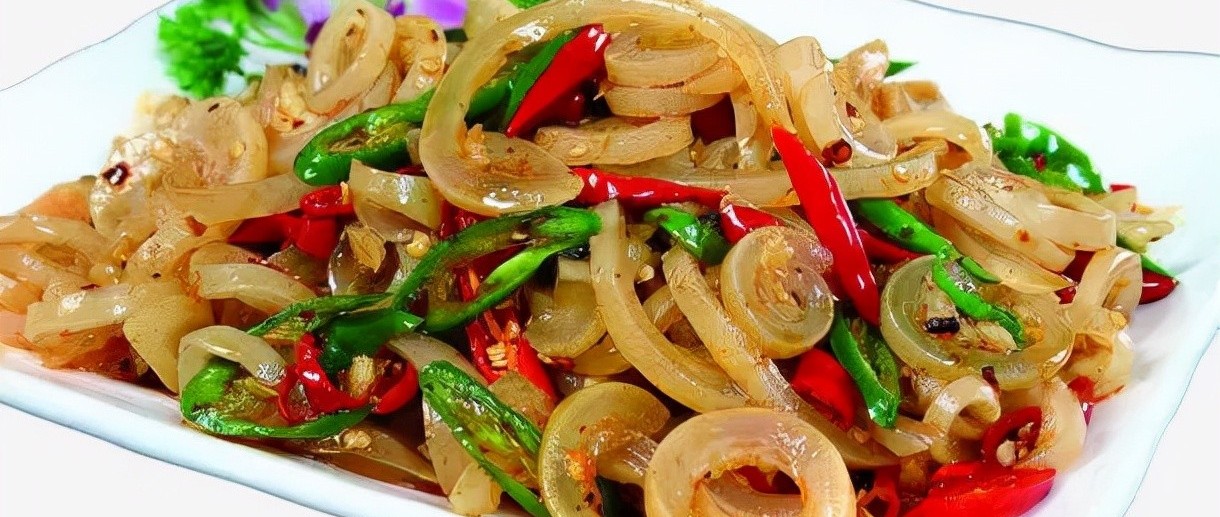 推荐猪皮的做法,美味可口,简单易做,喜欢的朋友来试试吧_韭菜_茶匙