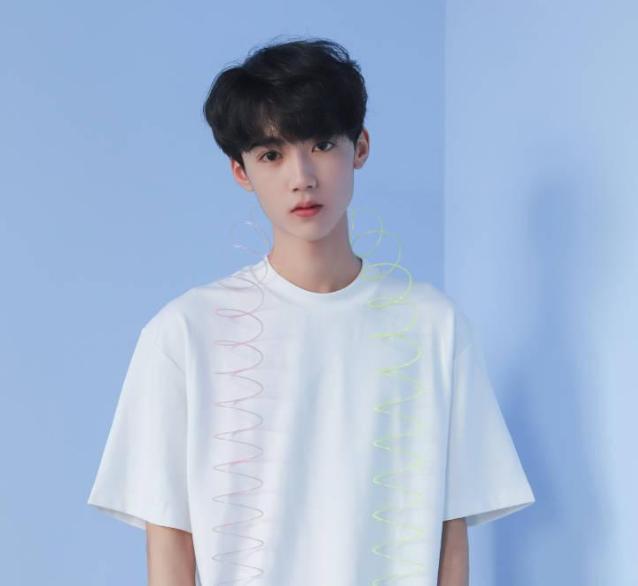 男生怎么提升自己让自己变优秀 5fd32a2429954eaa9d650ae830e27b91.jpeg