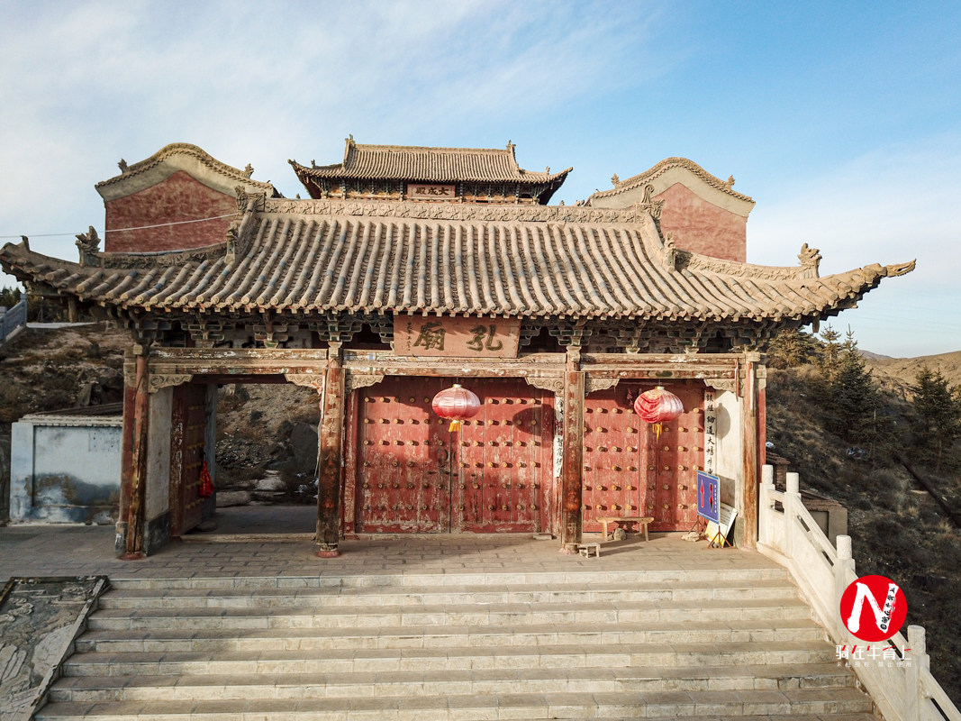 景区|武当山不止湖北有，金昌北武当不仅能看风景，还能游览佛教圣地