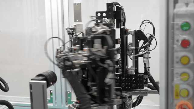 荣耀方飞采访：没有拿华为一张图纸 Magic V是完全独立自研的产物