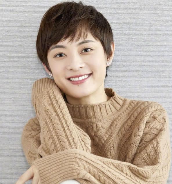 佟丽娅9款高颜值明星短发合集，减龄又清爽，看完立马爱上短发